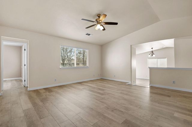 105 Kimick Way, Red Bluff, CA 96080