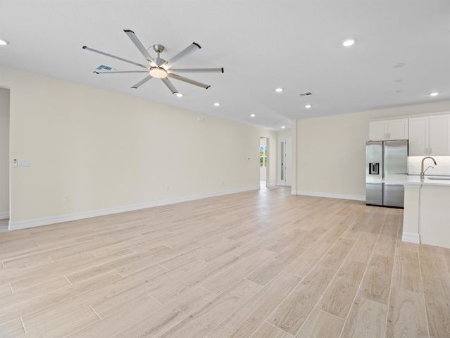 965 Quinn Street SE, Palm Bay, FL 32909