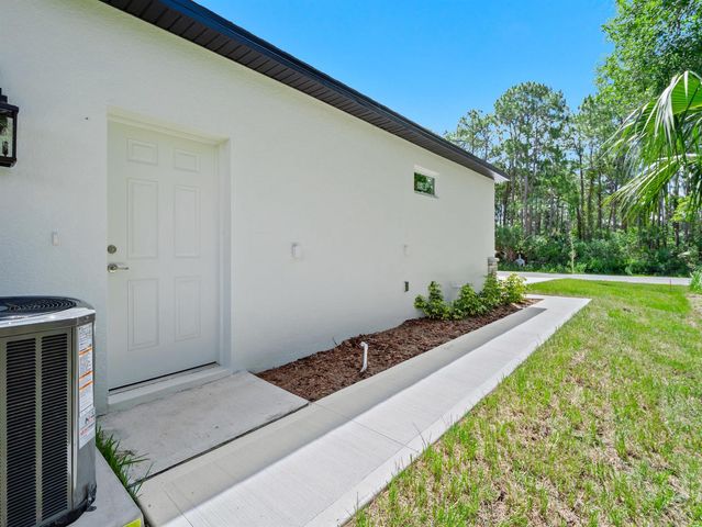 965 Quinn Street SE, Palm Bay, FL 32909
