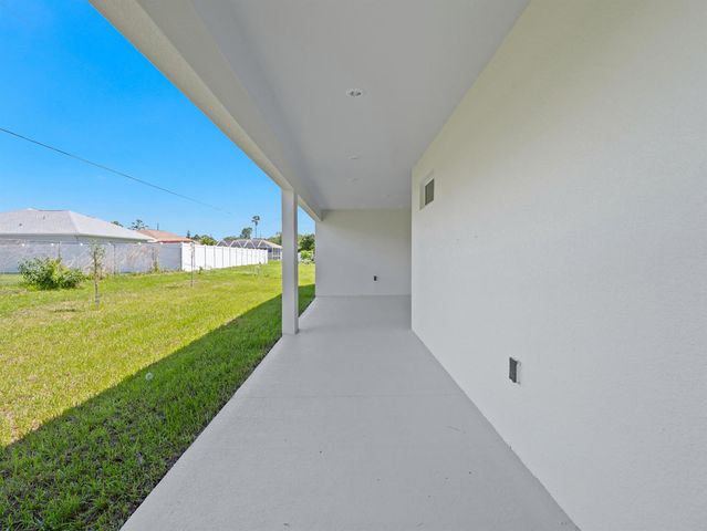 965 Quinn Street SE, Palm Bay, FL 32909