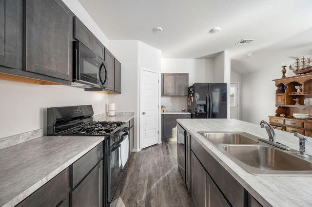 3312 Hondo Terrace, Yukon, OK 73099