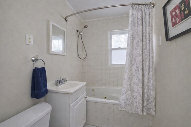 26 Shute Path, Newton, MA 02459