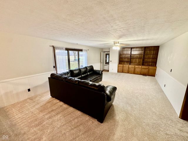 1964 N State Road 47, Crawfordsville, IN 47933