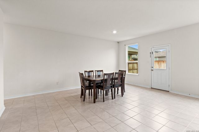 547 Deer Crest, New Braunfels, TX 78130