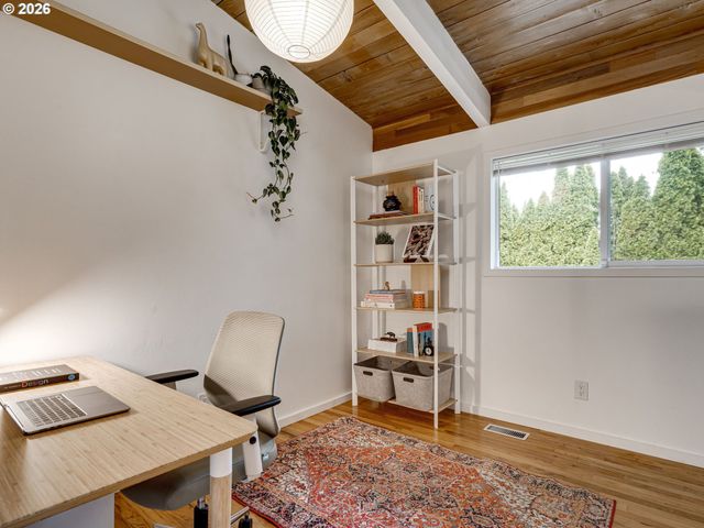 434 Ne 130TH Pl, Portland, OR 97230