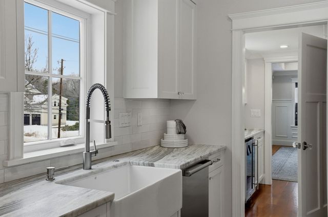 34 Bow St, Lexington, MA 02420