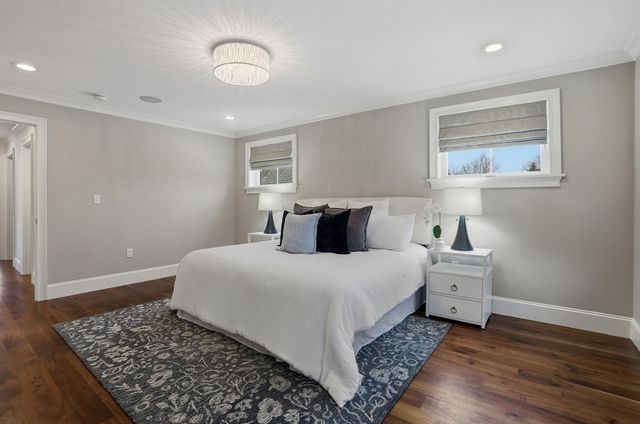 34 Bow St, Lexington, MA 02420