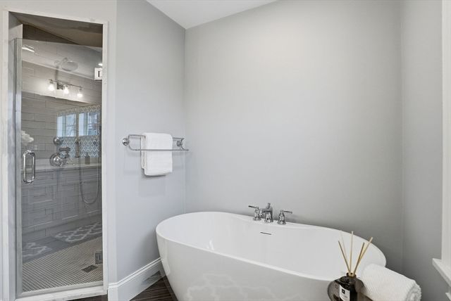 34 Bow St, Lexington, MA 02420