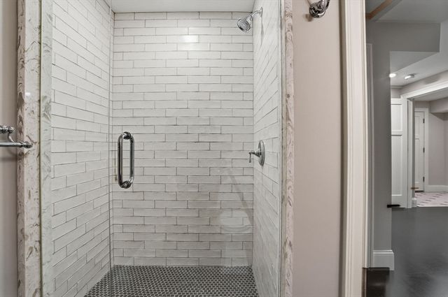 34 Bow St, Lexington, MA 02420