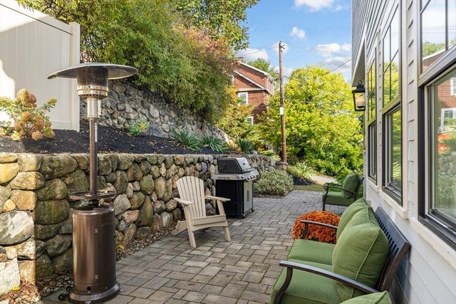 34 Bow St, Lexington, MA 02420