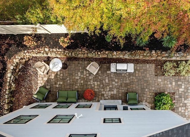 34 Bow St, Lexington, MA 02420