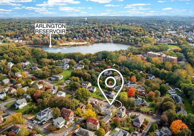 34 Bow St, Lexington, MA 02420