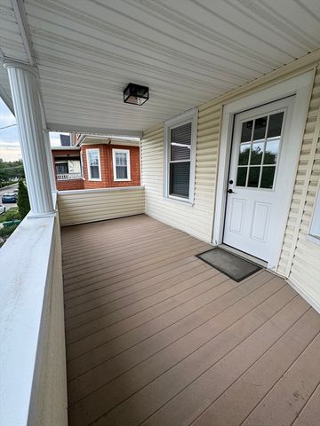 35 Yale St 35, Medford, MA 02155