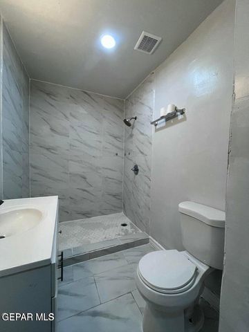 10216 CELEDON Circle B, Socorro, TX 79927