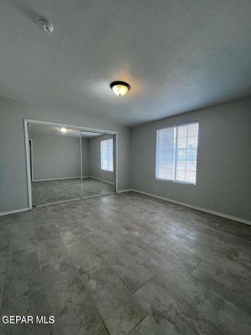 10216 CELEDON Circle B, Socorro, TX 79927