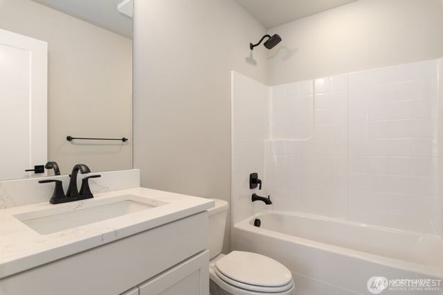 6609 S 128th Street, Seattle, WA 98178