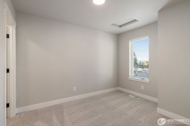 6609 S 128th Street, Seattle, WA 98178