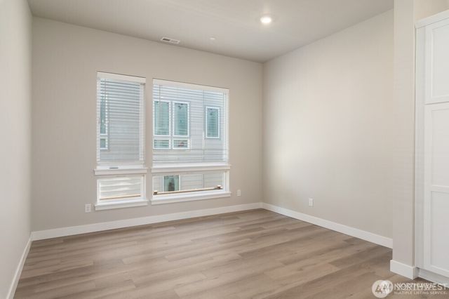 6609 S 128th Street, Seattle, WA 98178