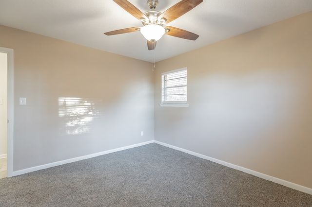 230 NE Indian Dr, Dalton, GA 30721