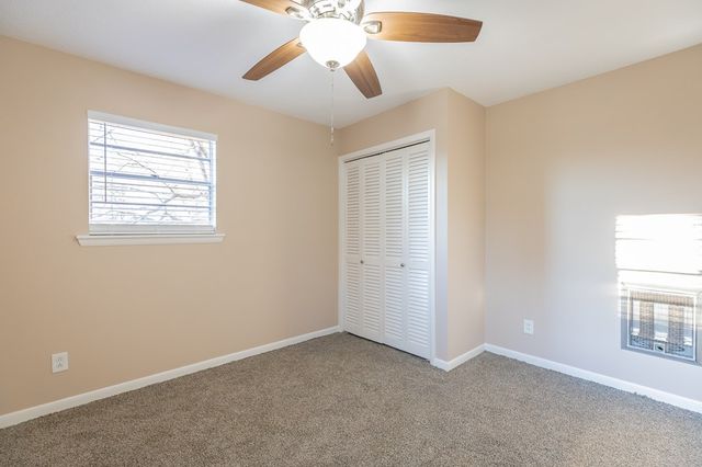 230 NE Indian Dr, Dalton, GA 30721