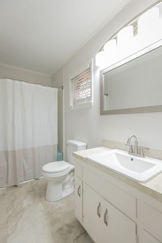 230 NE Indian Dr, Dalton, GA 30721