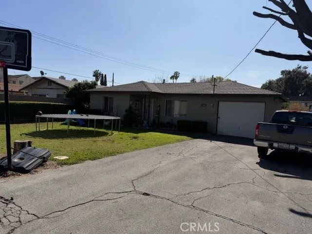 1242 W Orange Grove, Pomona, CA 91768