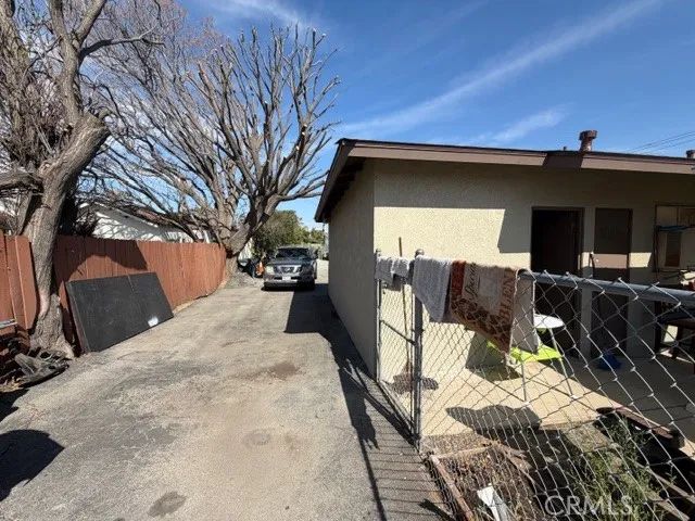 1242 W Orange Grove, Pomona, CA 91768