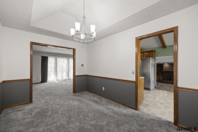 3728 Schuemann Drive, Bellevue, NE 68123