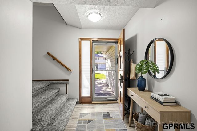 3728 Schuemann Drive, Bellevue, NE 68123