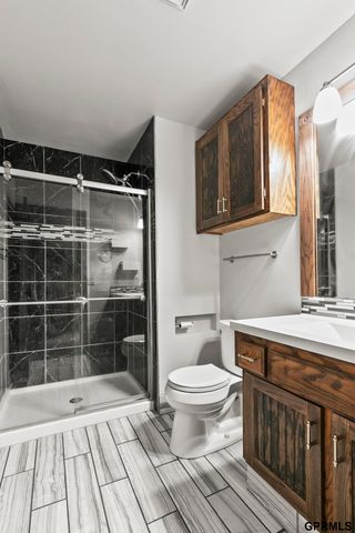 3728 Schuemann Drive, Bellevue, NE 68123