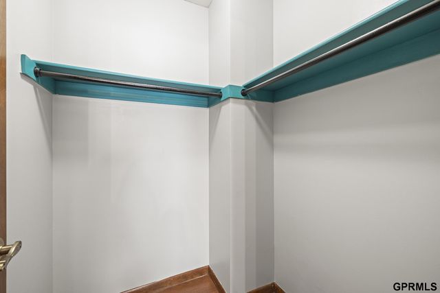 3728 Schuemann Drive, Bellevue, NE 68123