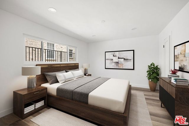 733 N Hayworth Avenue 2, Los Angeles, CA 90046