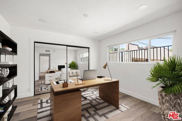 733 N Hayworth Avenue 2, Los Angeles, CA 90046