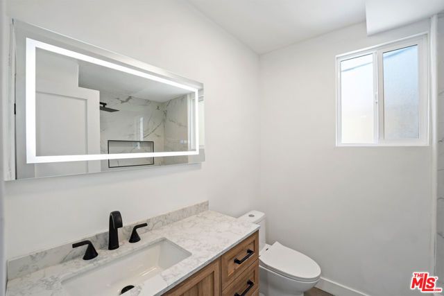 733 N Hayworth Avenue 2, Los Angeles, CA 90046