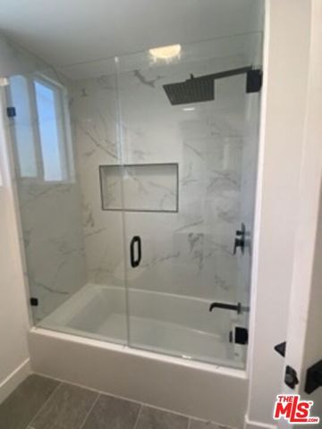 733 N Hayworth Avenue 2, Los Angeles, CA 90046