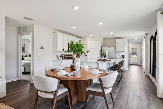 206 BULL FROG LANE, Umatilla, FL 32784