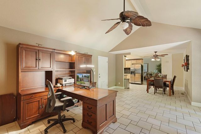 2536 Bayberry Dr, Lodi, CA 95242