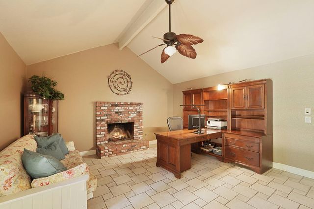 2536 Bayberry Dr, Lodi, CA 95242