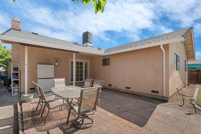 2536 Bayberry Dr, Lodi, CA 95242