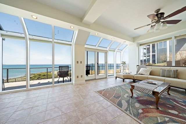 25 Oceanside Drive 25, Hull, MA 02045