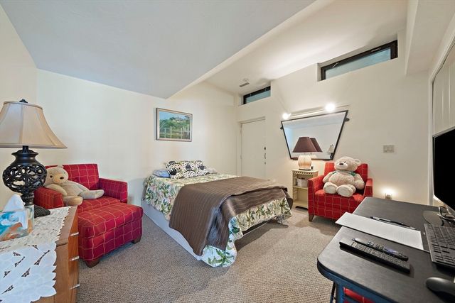 25 Oceanside Drive 25, Hull, MA 02045