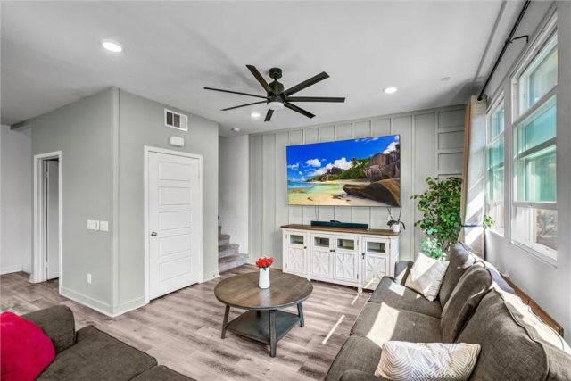 12820 N Watt Lane C, Sylmar, CA 91342