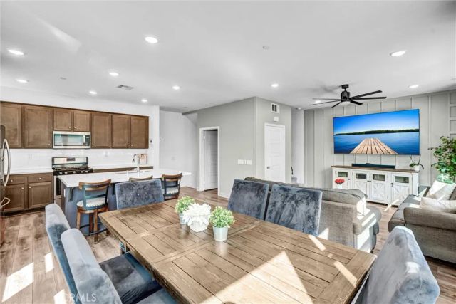 12820 N Watt Lane C, Sylmar, CA 91342