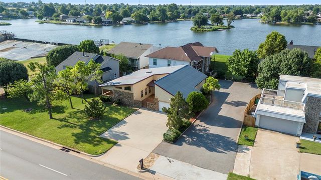 6316 W Hefner Road, Oklahoma City, OK 73162