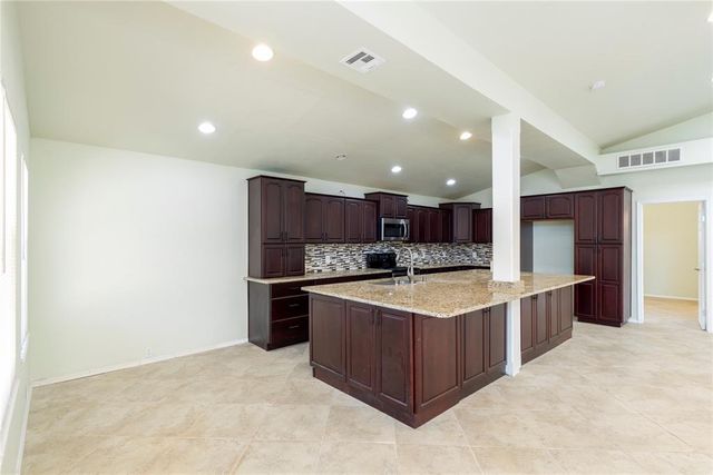 6316 W Hefner Road, Oklahoma City, OK 73162