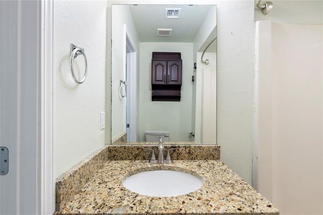 6316 W Hefner Road, Oklahoma City, OK 73162