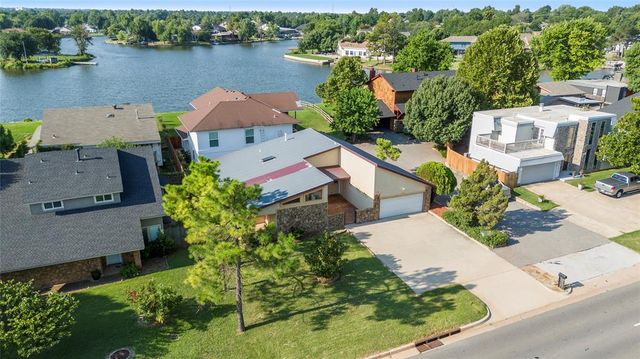 6316 W Hefner Road, Oklahoma City, OK 73162