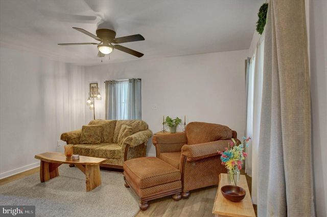 16458 FAIRVIEW RD, Hagerstown, MD 21740