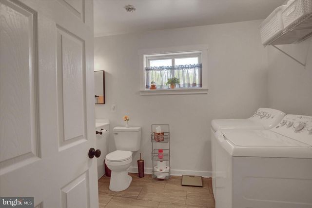 16458 FAIRVIEW RD, Hagerstown, MD 21740