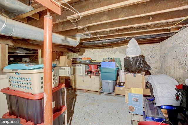 16458 FAIRVIEW RD, Hagerstown, MD 21740